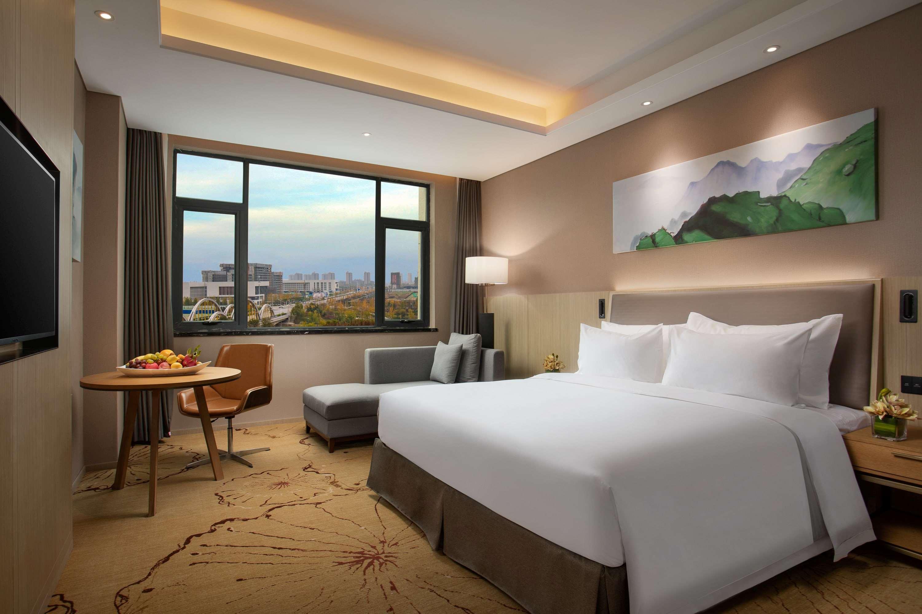 Ramada Wyndham Zhengzhou Xinzheng Hotell Xinzheng  Exteriör bild